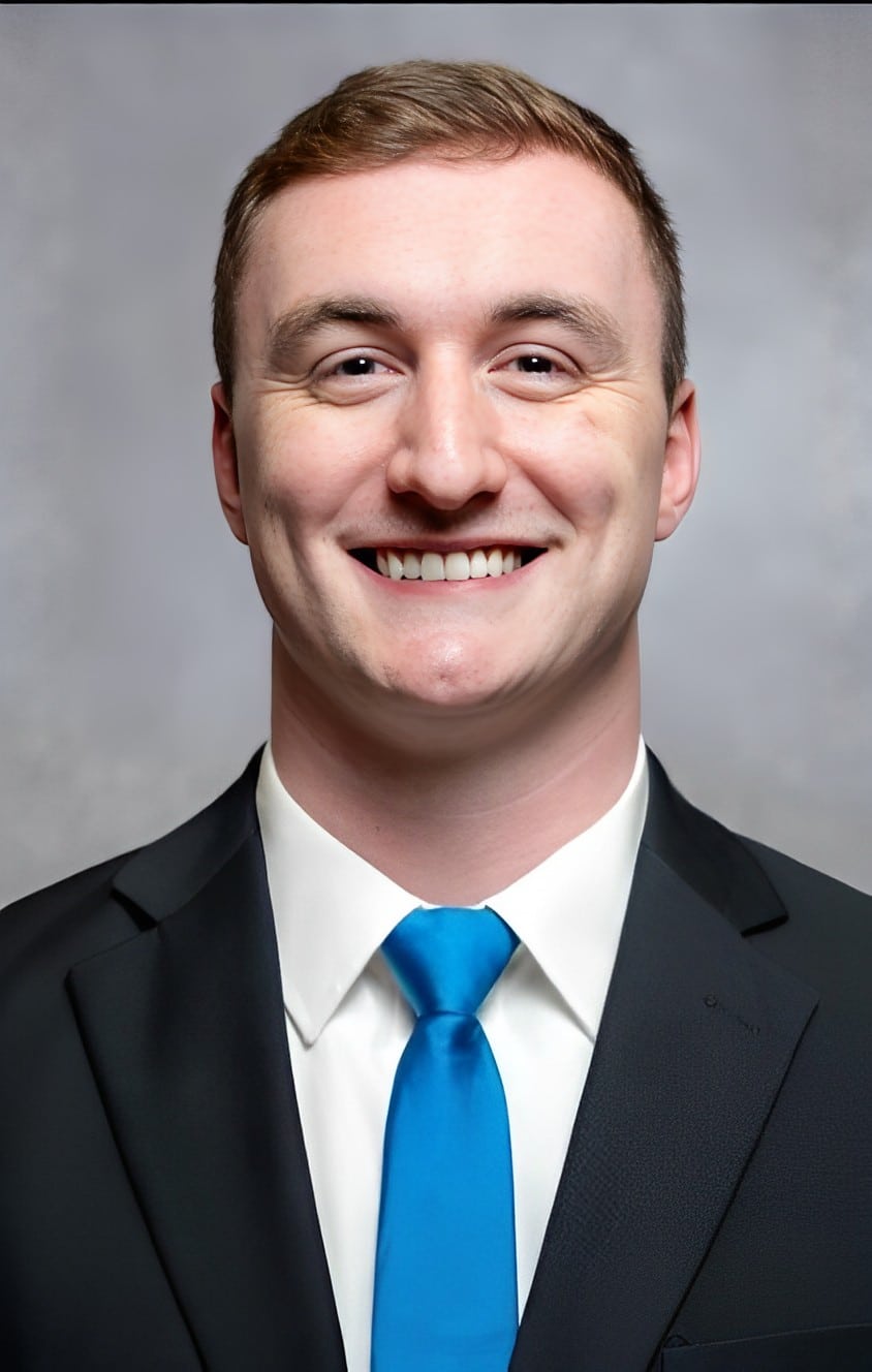 Dalten Head shot